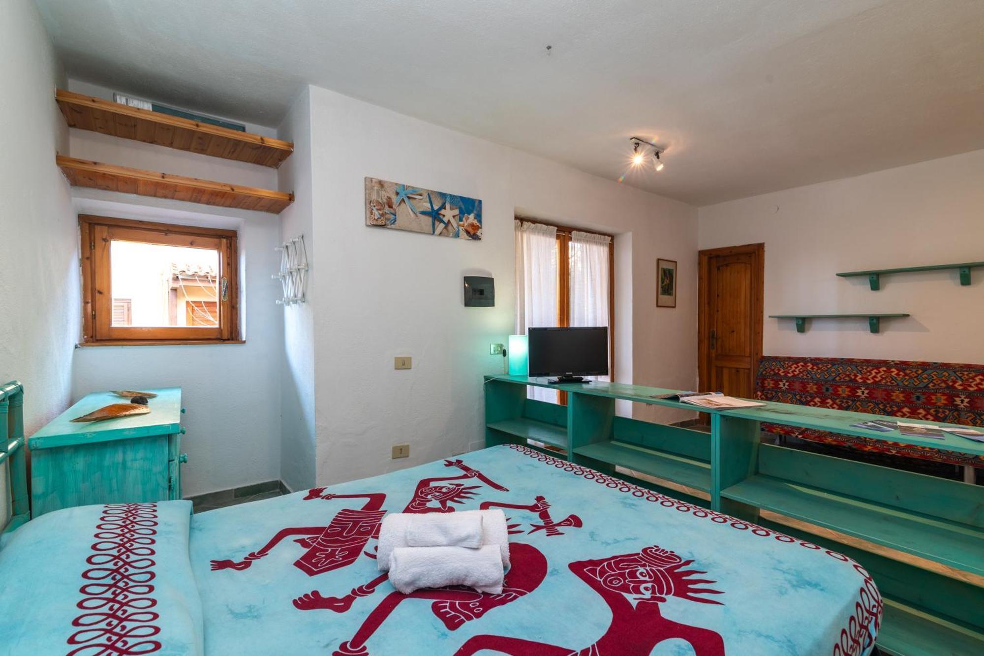 Piazzetta Trilo & Mono Porto Apartments 50Mt From The Beach - Happy Rentals Loiri Porto San Paolo Exterior foto