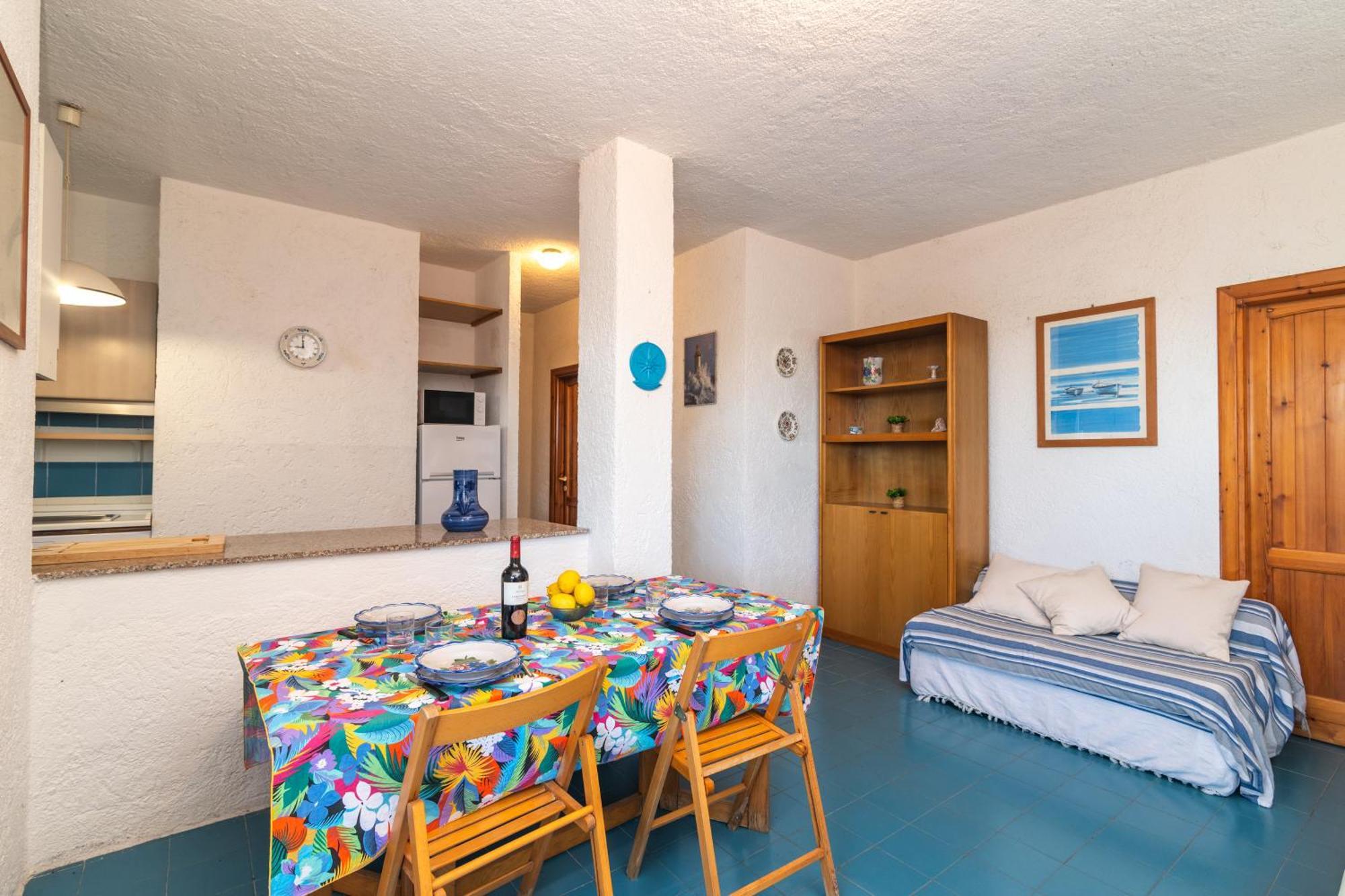 Piazzetta Trilo & Mono Porto Apartments 50Mt From The Beach - Happy Rentals Loiri Porto San Paolo Exterior foto